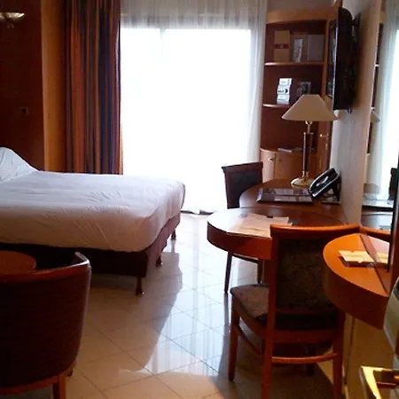 Neho Croisette Hotell