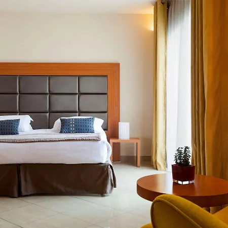 Neho Croisette Otel 4*